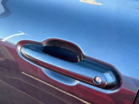 Used 2023 Toyota Highlander XSE image 19