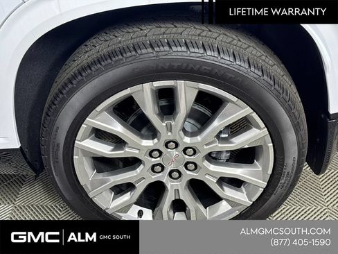New 2026 GMC Acadia Denali w/ Super Cruise Package FWD image 22