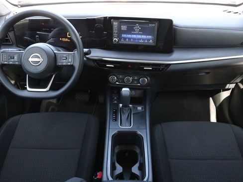 Used 2025 Nissan Kicks S FWD image 2