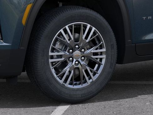 New 2026 Chevrolet Traverse LT FWD image 9