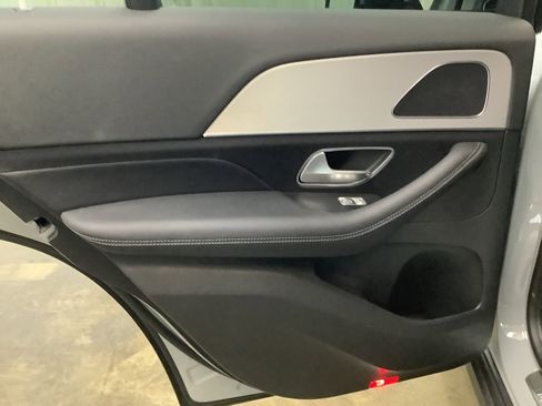 Used 2024 Mercedes-Benz GLE 350 4MATIC image 22
