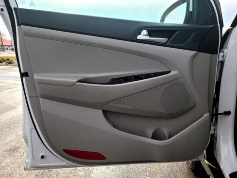 Used 2019 Hyundai Tucson Value w/ Cargo Package image 8