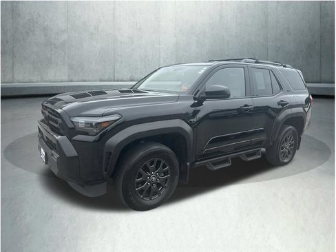 Used 2025 Toyota 4Runner SR5 AWD/4WD image 1