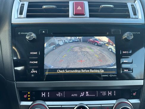 Used 2015 Subaru Outback 2.5i Premium image 28