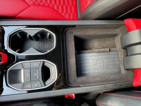 Used 2022 Lamborghini Urus AWD/4WD image 15