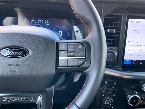Used 2025 Ford F150 Raptor AWD/4WD image 25