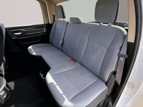 Used 2019 RAM 2500 Big Horn image 23