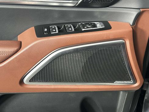 Used 2023 Kia Telluride SX Prestige AWD/4WD image 11