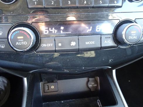 Used 2015 Nissan Altima 2.5 SV image 22