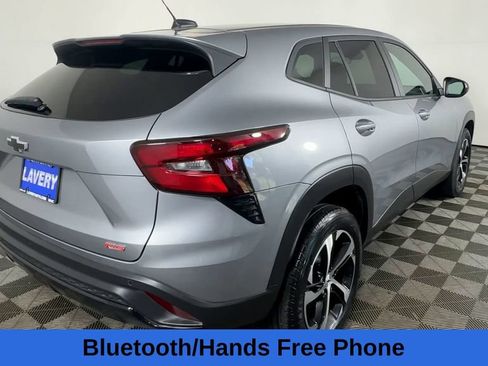 Used 2024 Chevrolet Trax RS w/ Driver Confidence Package FWD image 10