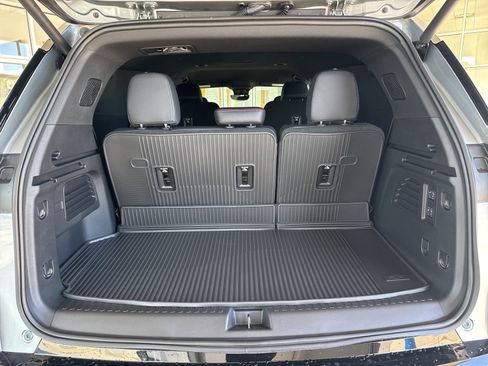 New 2026 Chevrolet Traverse RS w/ LPO, Floor Liner Package image 11