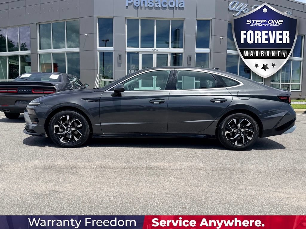 Used 2025 Hyundai Sonata SEL FWD image 3