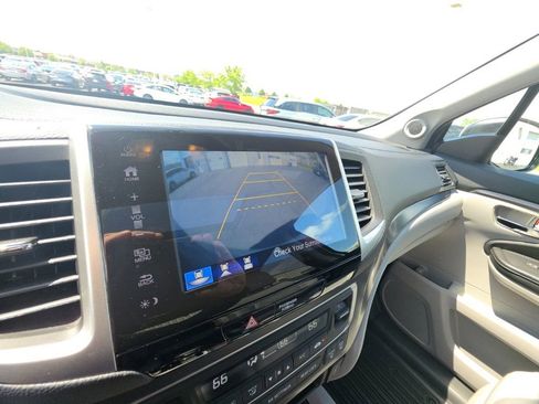 Certified 2017 Honda Pilot EX-L image 17