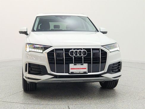 Used 2023 Audi Q7 2.0T Premium Plus w/ Premium Plus Package AWD/4WD image 2
