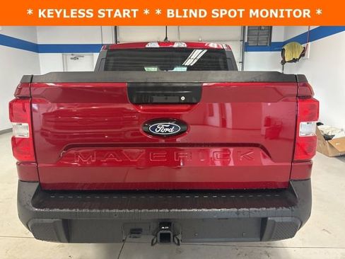 New 2025 Ford Maverick XLT w/ XLT Luxury Package FWD image 5