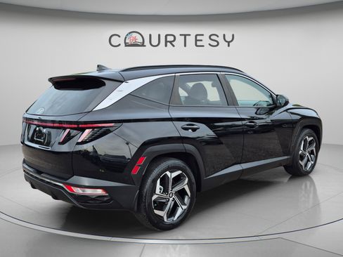 Certified 2023 Hyundai Tucson SEL w/ Convenience Package FWD image 5
