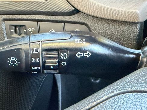 Used 2015 Hyundai Santa Fe Sport w/ Option Group 02 FWD image 11