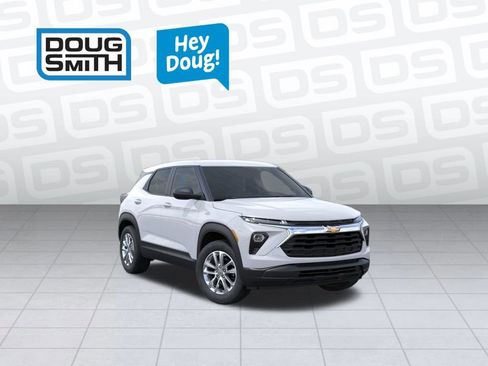 New 2026 Chevrolet TrailBlazer LS w/ LS Convenience Package AWD/4WD image 1