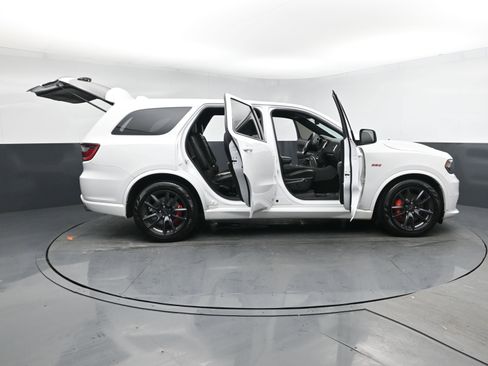Used 2018 Dodge Durango SRT w/ SRT Interior Appearance Group image 30
