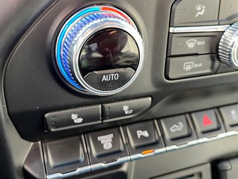 Used 2020 GMC Sierra 2500 SLT w/ Driver Alert Package I image 40