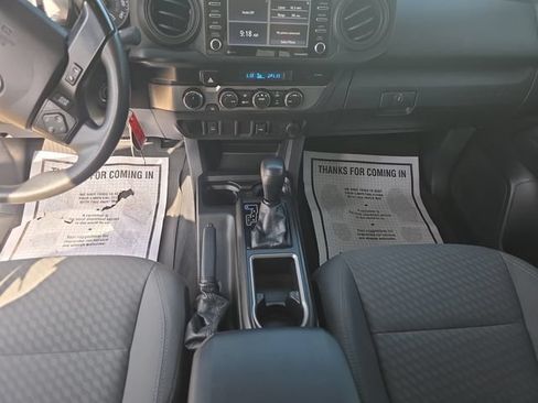 Used 2021 Toyota Tacoma SR AWD/4WD image 11