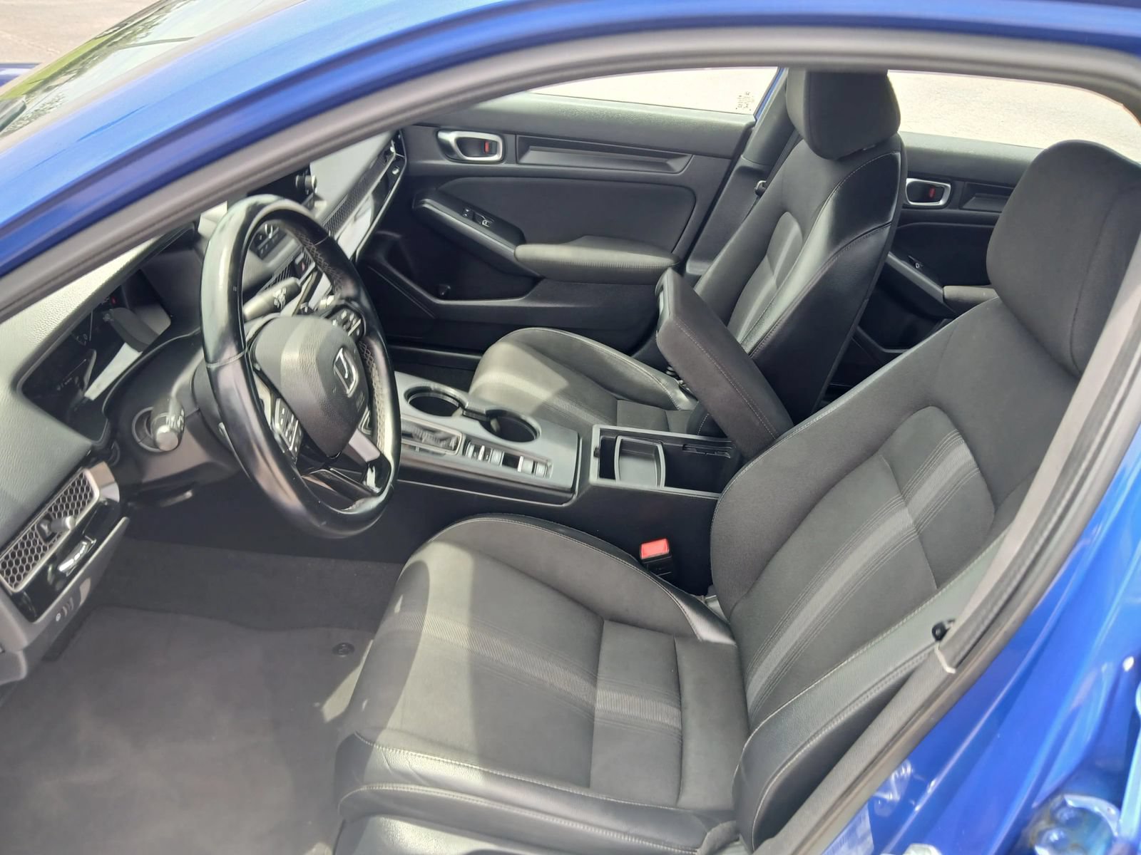 Used 2022 Honda Civic Sport image 9