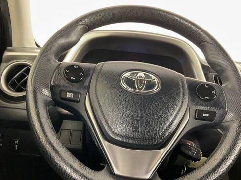Used 2016 Toyota RAV4 LE FWD image 19