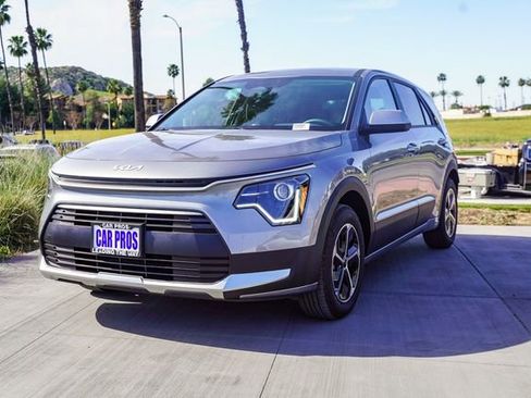 New 2026 Kia Niro LX FWD image 4