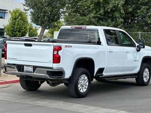 Used 2024 Chevrolet Silverado 2500 LT AWD/4WD image 4
