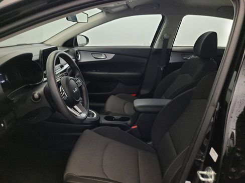 Used 2023 Kia Forte LXS FWD image 17