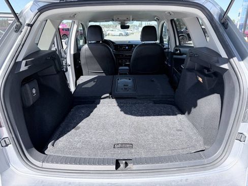 Used 2022 Volkswagen Taos SEL image 20