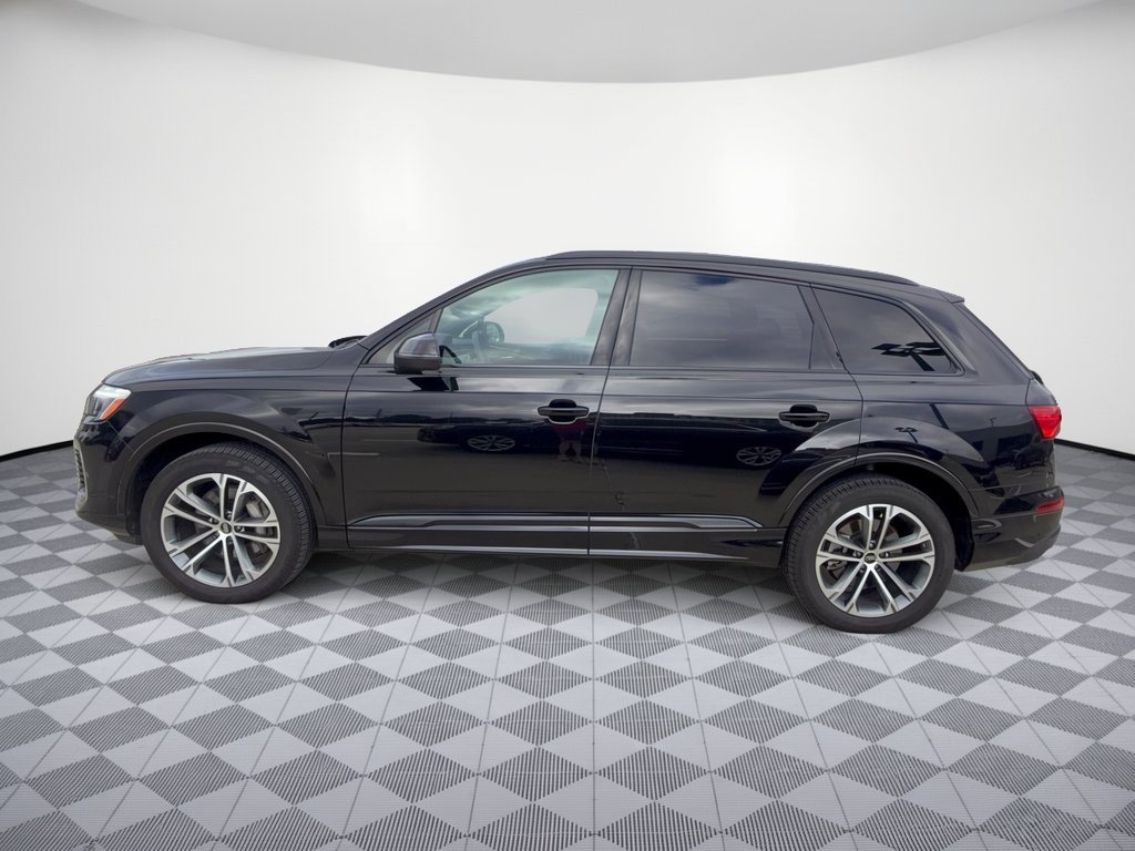 Certified 2026 Audi Q7 2.0T Premium w/ Convenience Plus Package AWD/4WD image 2