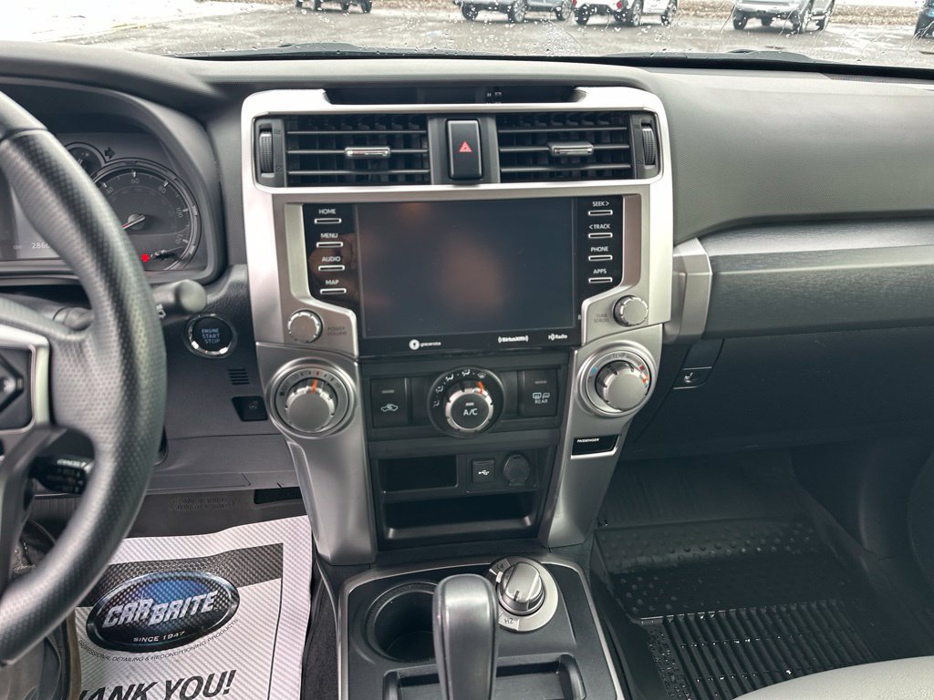 Used 2023 Toyota 4Runner SR5 Premium w/ SR5 Premium Package AWD/4WD image 26