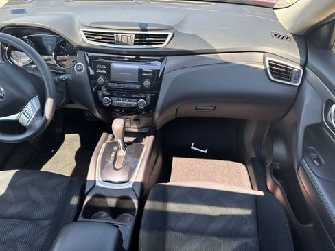 Used 2015 Nissan Rogue SV w/ SV Moonroof Package AWD/4WD image 10
