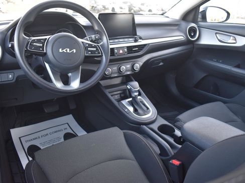 Used 2024 Kia Forte LX image 24