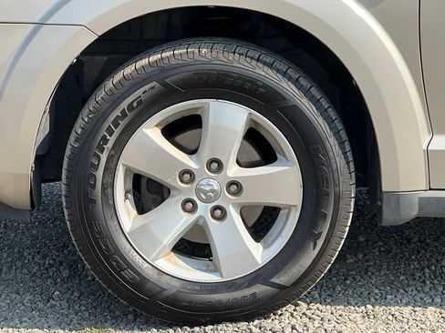 Used 2009 Dodge Journey SXT w/ Flexible Seating Group image 23