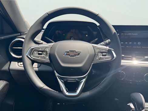 New 2026 Chevrolet Trax RS w/ Driver Confidence Package FWD image 17