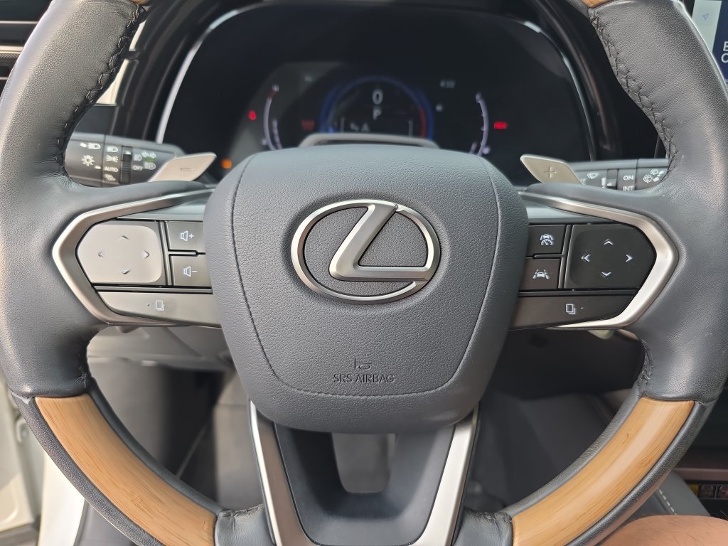Used 2024 Lexus RX 350 AWD w/ Convenience Package image 42
