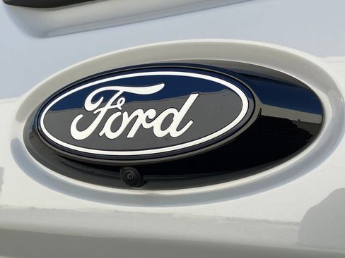 New 2026 Ford Maverick Lobo AWD/4WD image 16