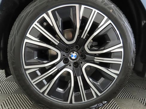 Certified 2025 BMW X3 xDrive30i w/ Premium Package image 28