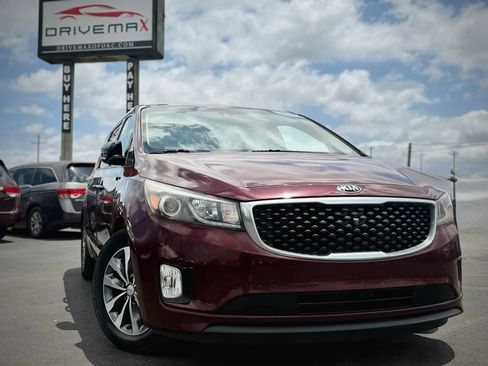 Used 2018 Kia Sedona SX FWD image 1