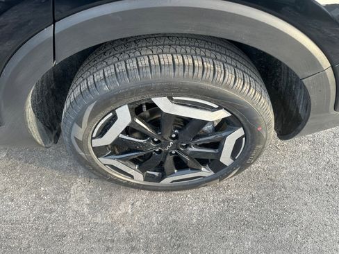 New 2025 Kia Telluride S AWD/4WD image 9