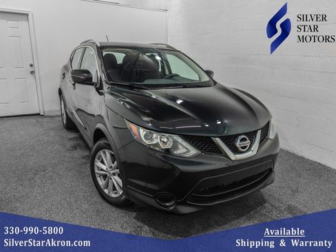 Used 2017 Nissan Rogue Sport SV AWD/4WD image 1