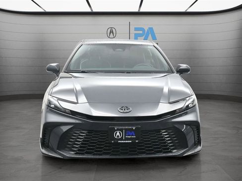 Used 2025 Toyota Camry SE w/ Convenience Package image 24