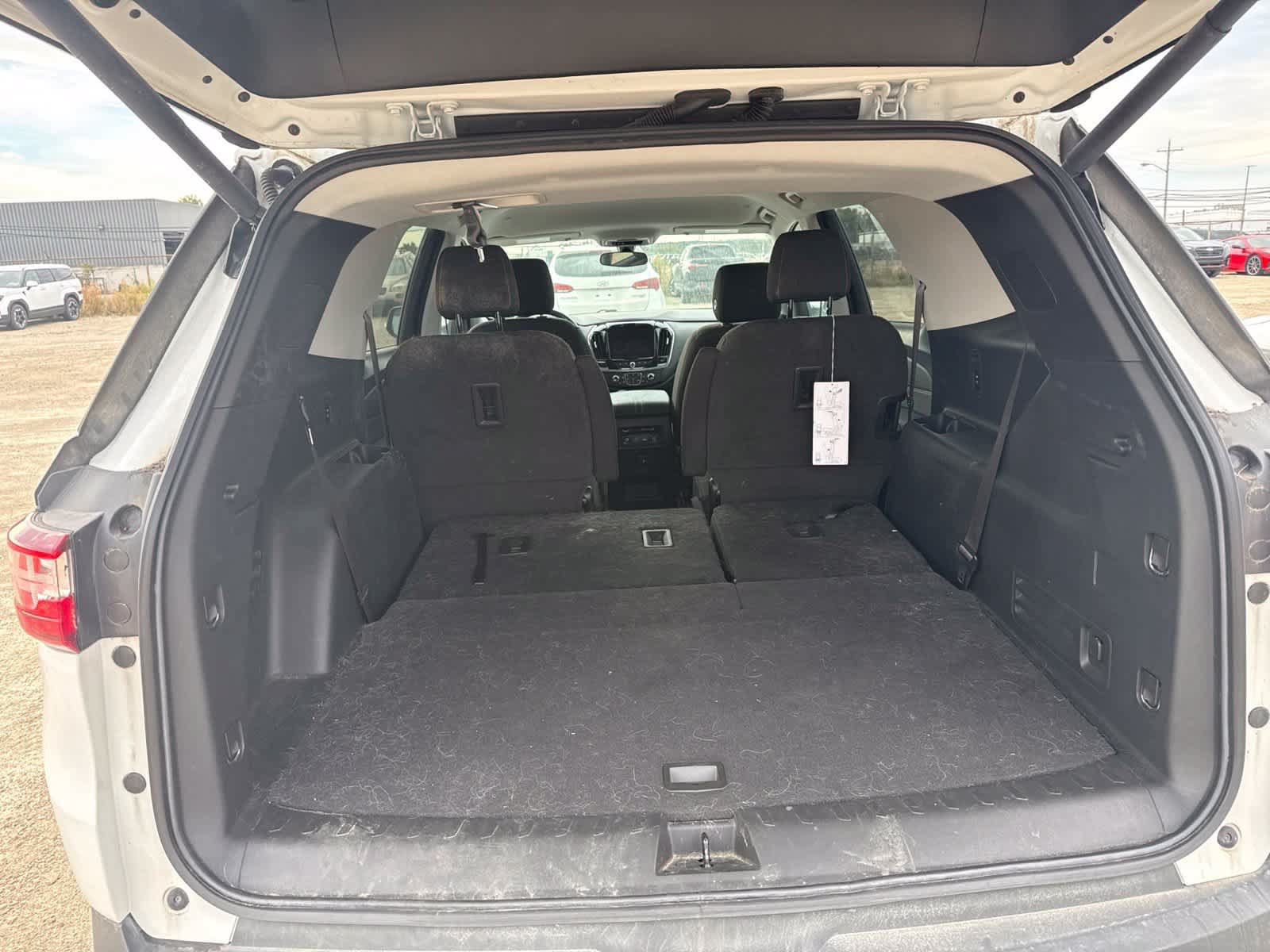 Used 2021 Chevrolet Traverse LT AWD/4WD image 14