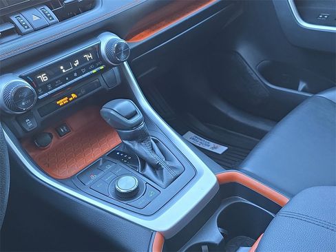 Used 2019 Toyota RAV4 Adventure image 25