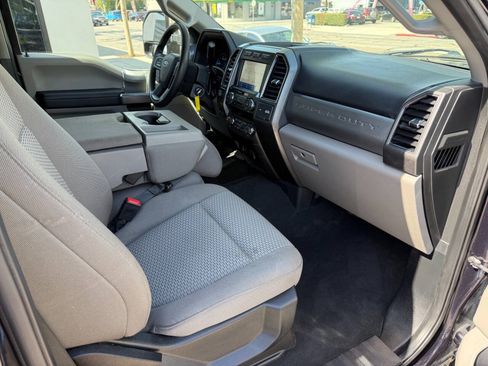 Used 2021 Ford F250 XLT w/ XLT Premium Package AWD/4WD image 29