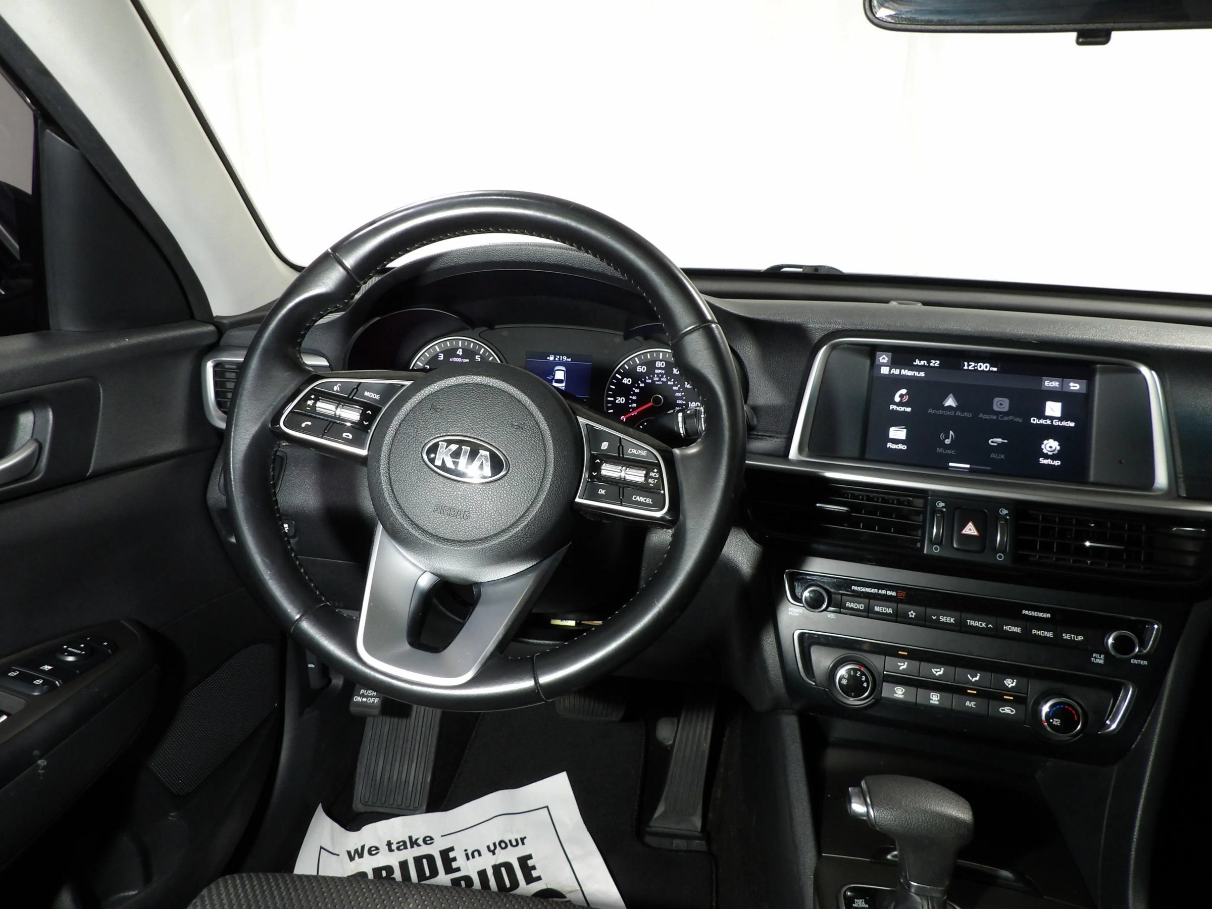 Used 2020 Kia Optima S FWD image 11