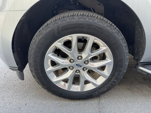 Used 2021 Ford Expedition Max XLT AWD/4WD image 39