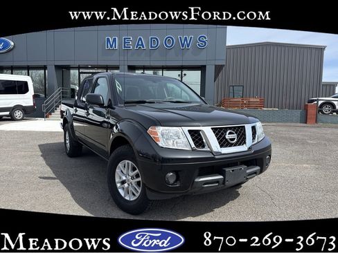 Used 2017 Nissan Frontier SV image 1